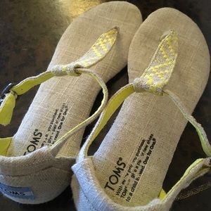 Toms Strap Flat Sandals Size 7.5